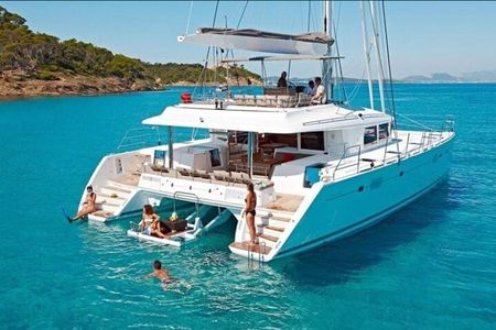Paros Private Catamaran Cruise to South Paros and Antiparos