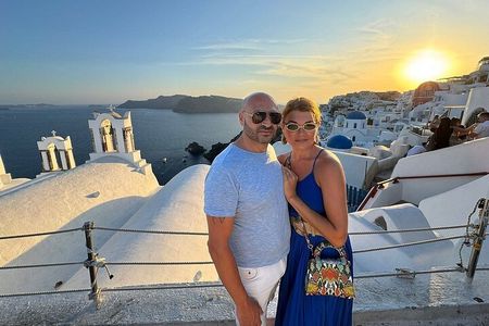 Santorini Essentials Full Day Private Tour