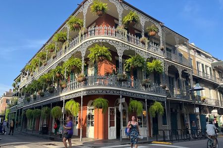 French Quarter Historical Sights and Stories Walking Tour