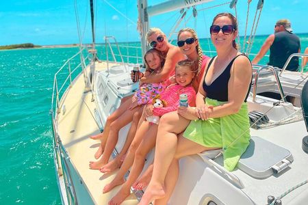 Curacao Private Boat Tour Deluxe with Lunch