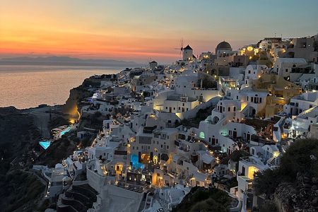 Santorini's Famous Fira to Oia Hike: A Private Sunset tour