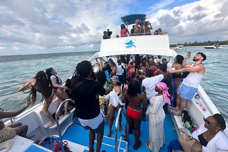 Hip Hop Beat and Live Dj Adults Only Party Boat and Free drinks