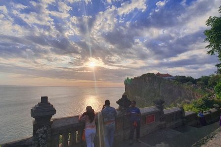 South Bali Iconic GWK, Melasti Beach and Uluwatu Kecak Sunset