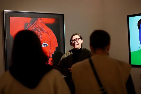 Private Art Galleries of London Mayfair with an Art Historian
