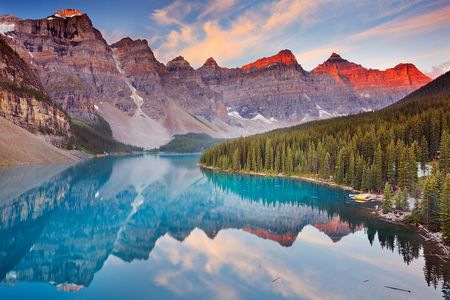 Sunrise Tour Moraine Lake Lake Louise from Calgary/Canmore/Banff
