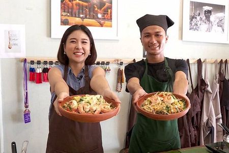 Cultural Canal Tour with Local Cooking Class, Temples & Lunch