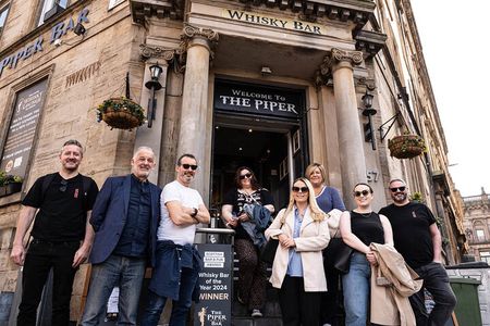 Explore Glasgow: Scottish Rogue Whisky Bar Walking Tour