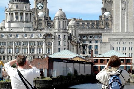 Liverpool Highlights & Hidden Gems: Private Tour with a Local