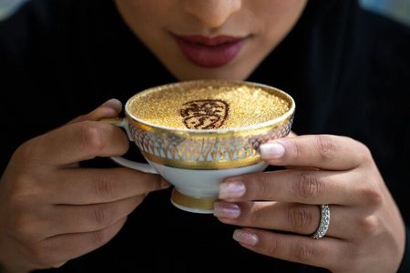 Private Full Day Abu Dhabi City Tour with 24-karat Gold Coffee