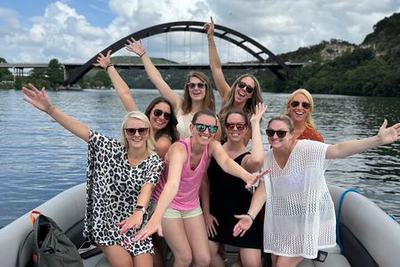 Lake ATX-Boat, Coffee & Views – Daily 2 hrs between 9am-12pm