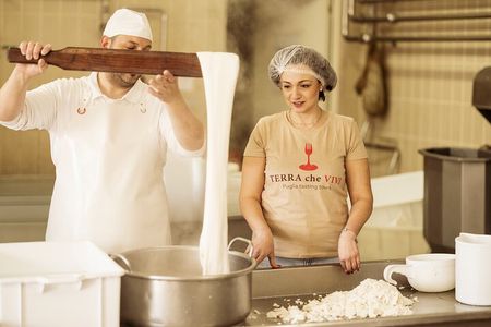 Mozzarella and Burrata Farm Tour in Martina Franca