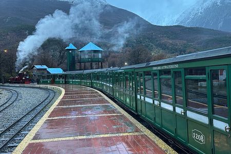Ushuaia: Visit to the National Park and End of the World Train
