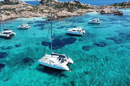 Catamaran tour Magdalene Archipelago from Cannigione from 12 mt..