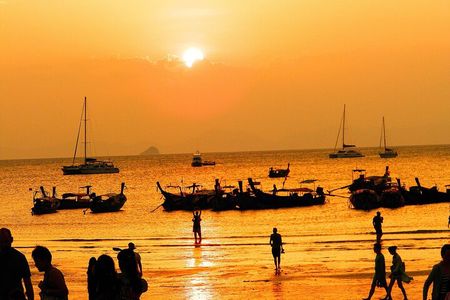 Twilight Bliss 7 Islands and Plankton Night from Krabi 
