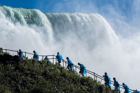 2-Day Niagara Falls USA Tour from Boston