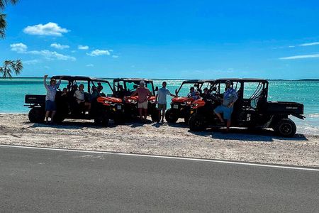 Nassau Narrated Jeep tour with Full Bahamian Lunch and Drink 