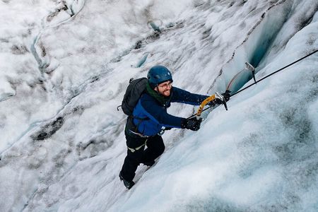 Glacier Xtreme: Vatnajökull Ice Climbing + Hike from Skaftafell