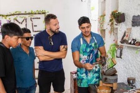 Del Grano al Cafe Learn how to roast grind and prepare coffe