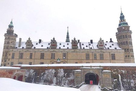 Castle, Palace and Cathedral Full-Day Winter Tour