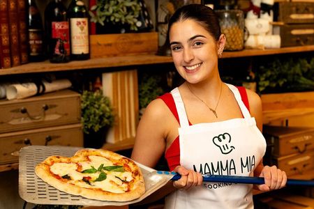 Neapolitan Pizza and Artisanal Gelato with Unlimited Wine 