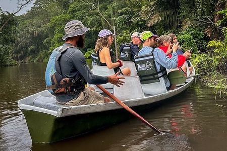 Tortuguero Sunrise Canoe Tour – Coffee, Binoculars & Wildlife