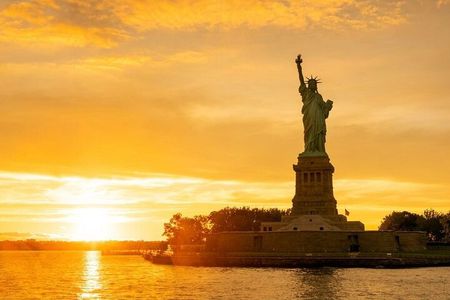 Sunset Cruise NYC - City Lights & Skyline Views