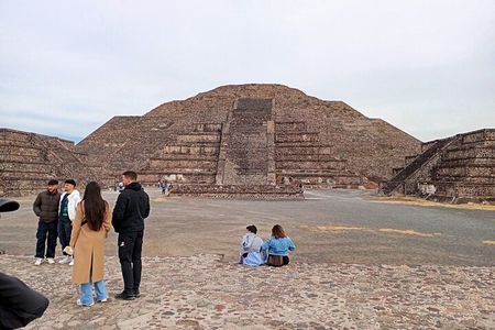 Direct Private Tour to Teotihuacan Pyramids 