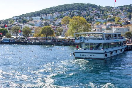 Princes' Islands Tour from Istanbul Lunch Included