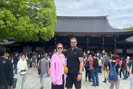 Tokyo Customized Private Walking Tour with a Local Guide