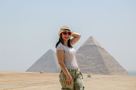 Cairo Guided Half-Day Tour of Giza Pyramids and Sphinx