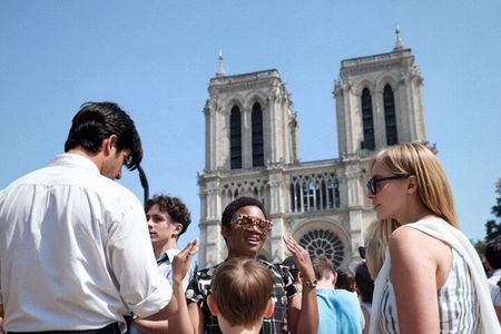 Private Guided Tour of Notre Dame Island with Cathedral Visit