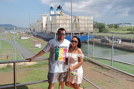 Panama Canal and Monkey Island Tour