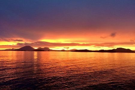 Beautiful Sitka Sound Sunset Cruise 2-Hour Private Charter