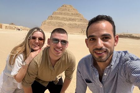 Pyramids, Museum & Old Cairo l Day Tour