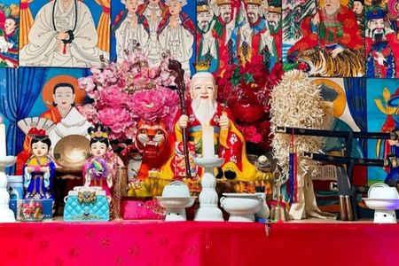 Spiritual Adventure : Into Inwangsan and Korean Shamanism