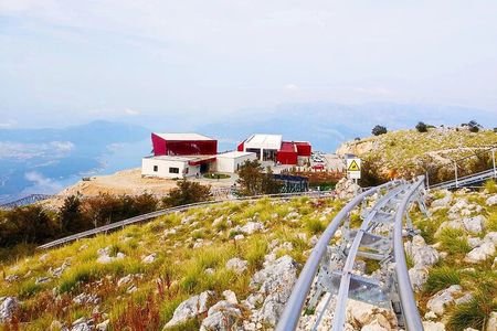 Epic 25 Turns Downhill Bike Descent w/ Panoramic Cable Car Ascent