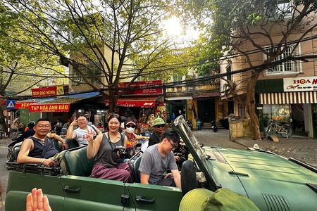 Hanoi Army Jeep Tour with Food and Culture Sightseeing