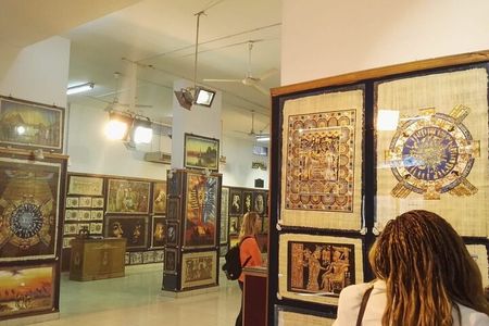 Guided Shopping Tour to Khan El Khalili Market with Lunch