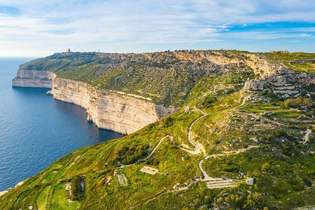  Malta Private Half-Day Tour at Blue Grotto, Mdina and Ħaġar Qim