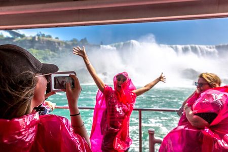Niagara Falls USA Full Day Tour with Fireworks 