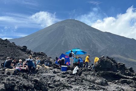 Pacaya Volcano Hike and Tour from Antigua Guatemala