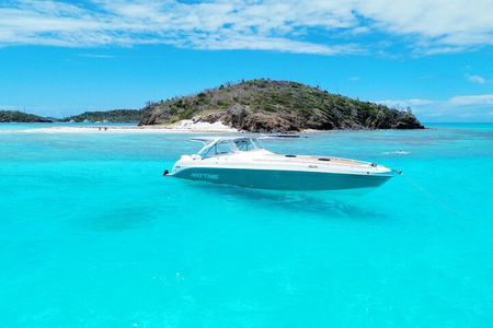 Tobago Cays - Swim with the turtles in tropical paradise