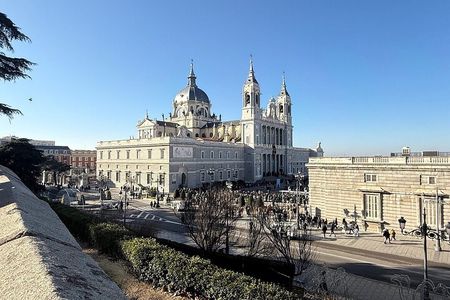 Madrid Old City Guided Exclusive Guided Walking Tour
