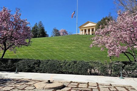  Visit Arlington National Cemetery with one of DC's best guides! 