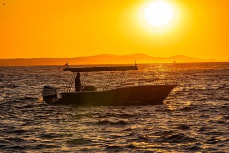 Romantic Sunset Cruise with Sparkling Wine and Music