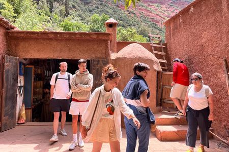 Guided Atlas Mountains Private Day Trip from Marrakech with Lunch