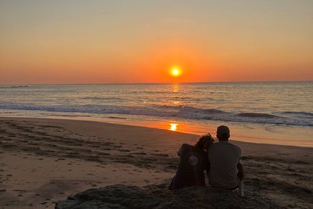 Sunset Hike to a secluded Beach + Mexican snack 