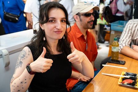 For First Time Visitor：Tsukiji Food Tour with Tokyo Travel Advice