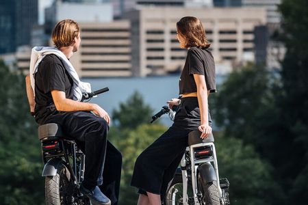 Highlights of Montreal eBike / eMoped Tour