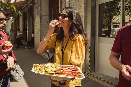 Rome Super Local Street Food Tour in Old Monteverde Neighborhood
